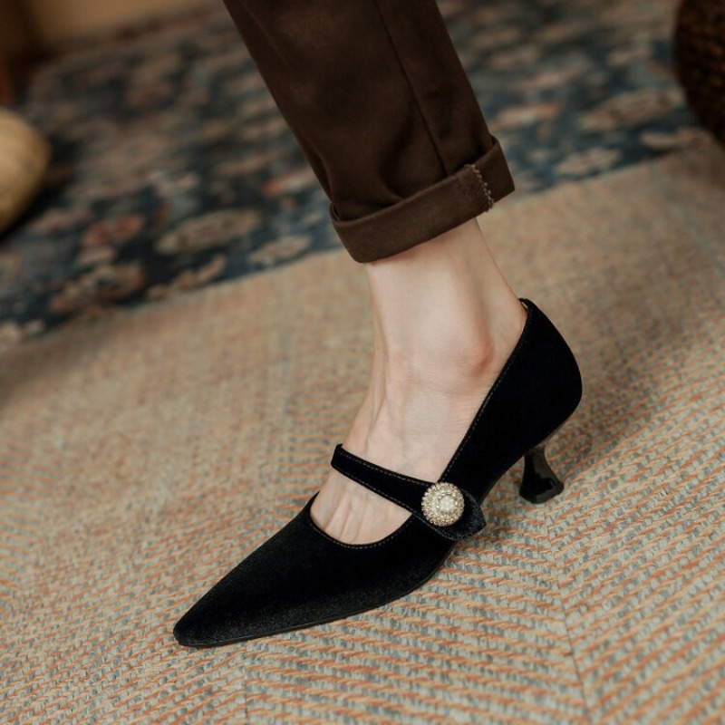 Wine Red Pointed Toe Mary Jane - Boots recension och pris